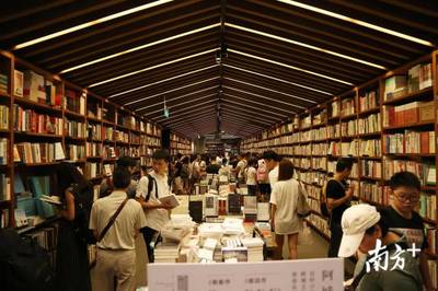 你今天被撒狗糧了嗎?這份七夕經濟學告訴你…